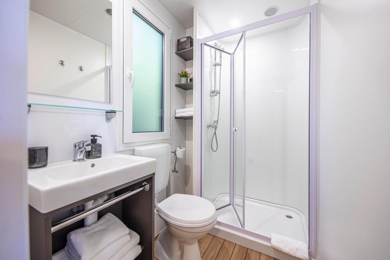 Porton Mobile Home Rovinj Exterior photo