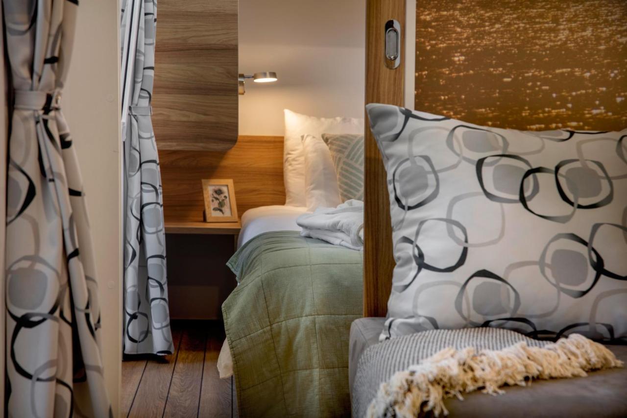 Porton Mobile Home Rovinj Exterior photo